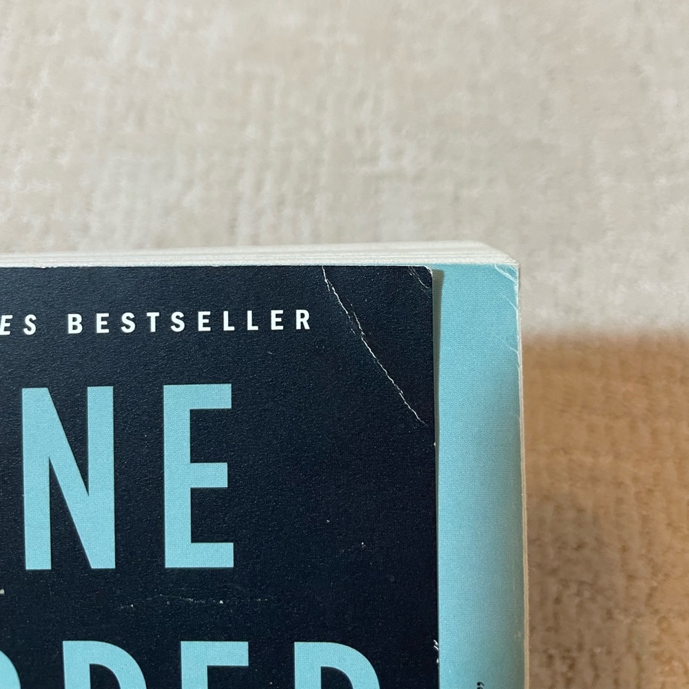 The Survivors: A Novel by Jane Harper - paperback - Picture 4 of 10